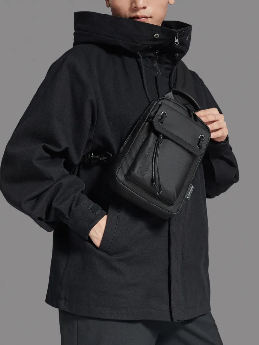 Arctic Hunter XB00526 Waterproof Anti-Theft Crossbody Sling Bag
